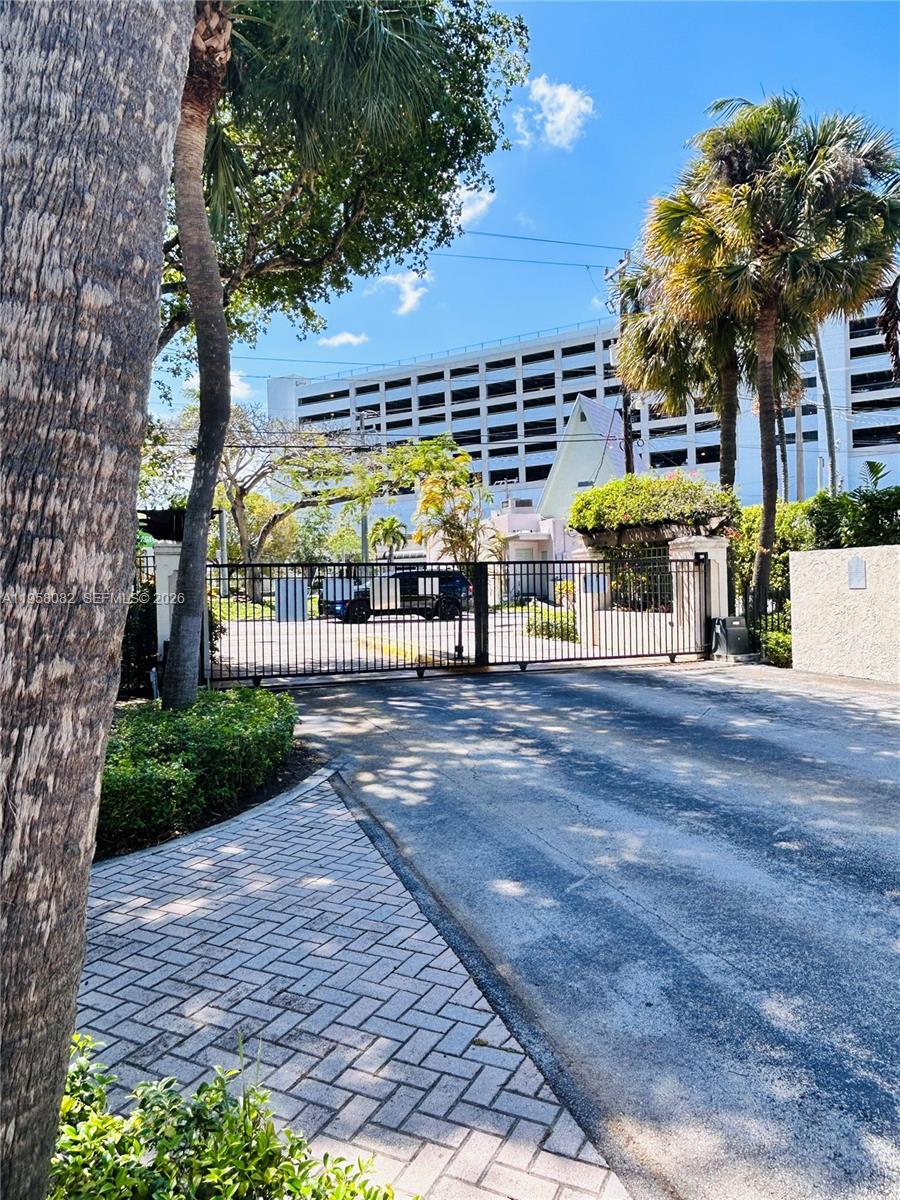 8603 Southwest 68th Court, Unit 22 Miami, FL 33156 - Photo 44 of 49 a view of a park with sitting area