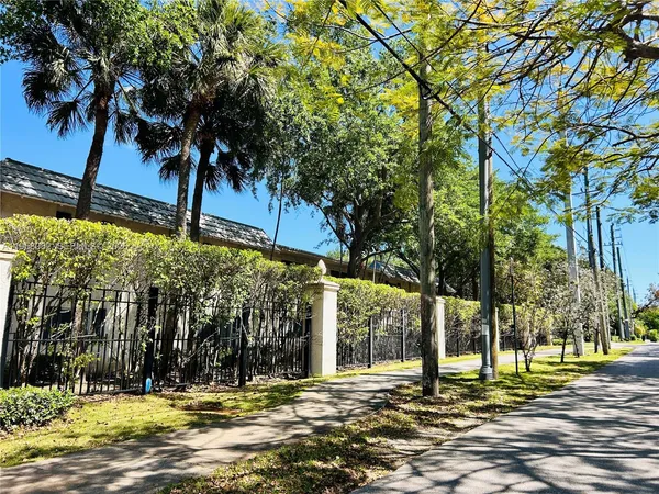 $1,675 | 8603 Southwest 68th Court, Unit 22, Miami, FL 33156