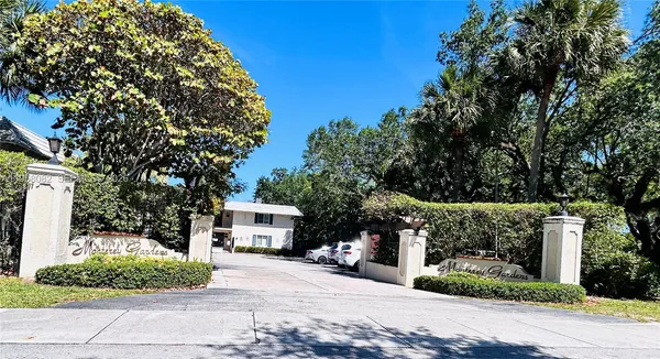 $1,675 | 8603 Southwest 68th Court, Unit 22, Miami, FL 33156