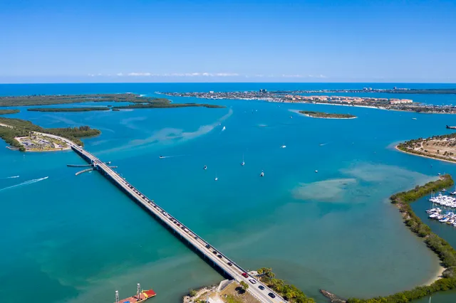 $1,200,000 | 518 North 2nd Street, Fort Pierce, FL 34950