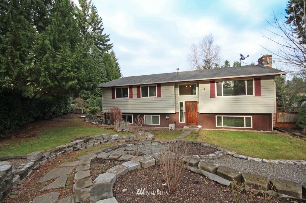14410 Southeast 142nd Place Renton, WA 98059 - Photo 3 of 25
