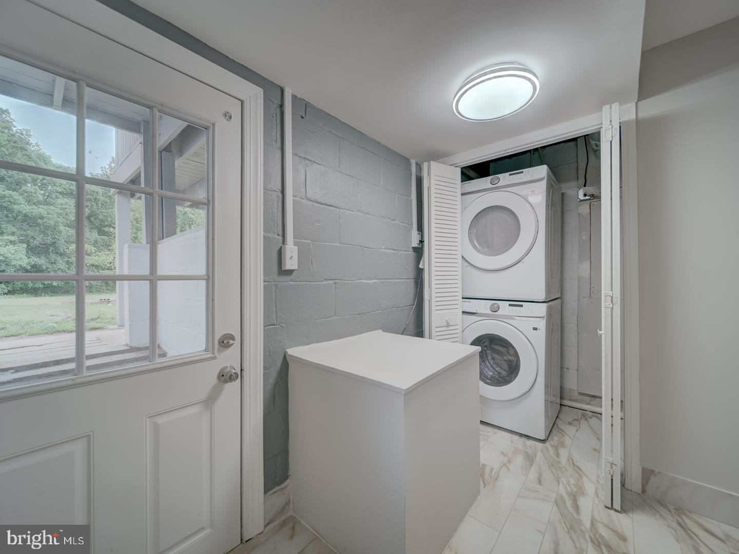 842 South Stepney Road Aberdeen, MD 21001 - Photo 50 of 50 a utility room with dryer and washer