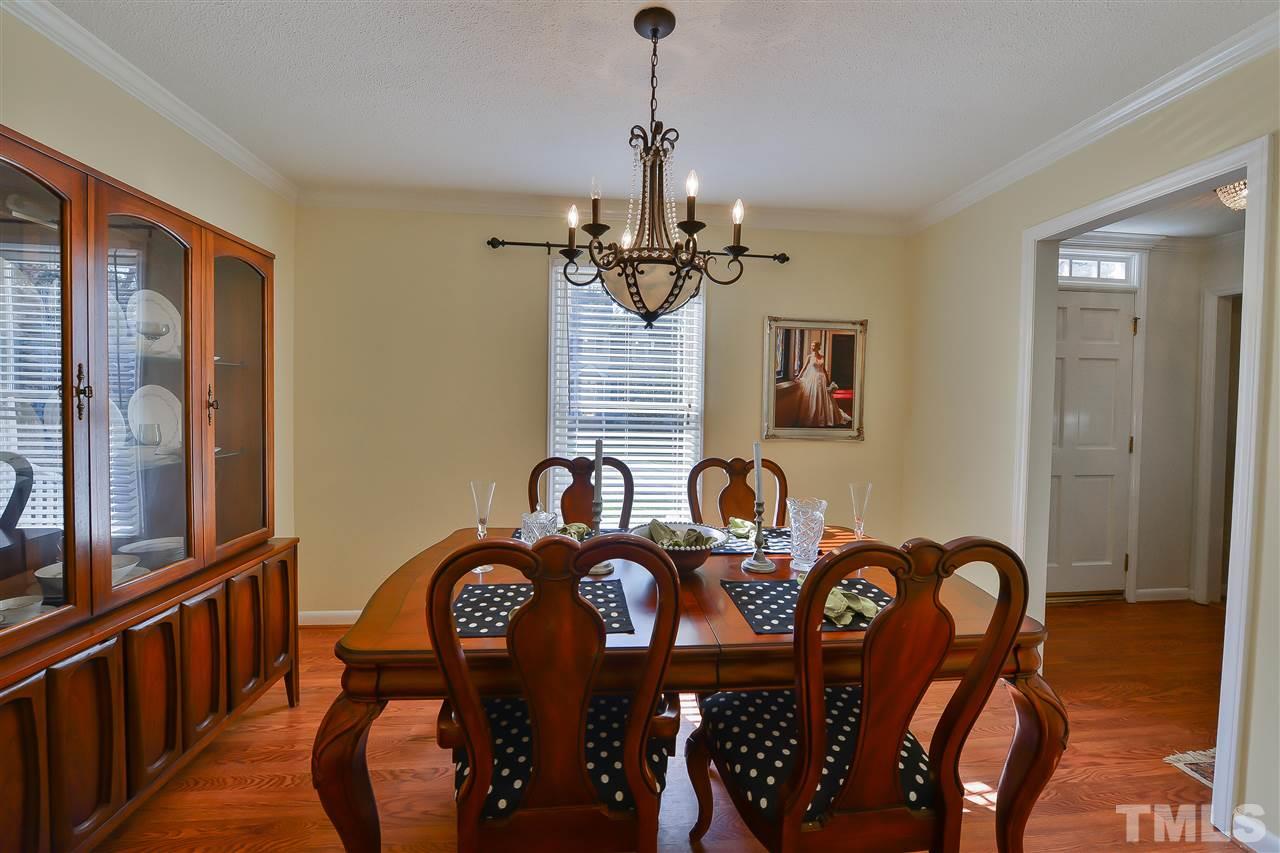 7112 Kinross Drive Raleigh, NC 27613 - Photo 3 of 21 Gallery Image 3