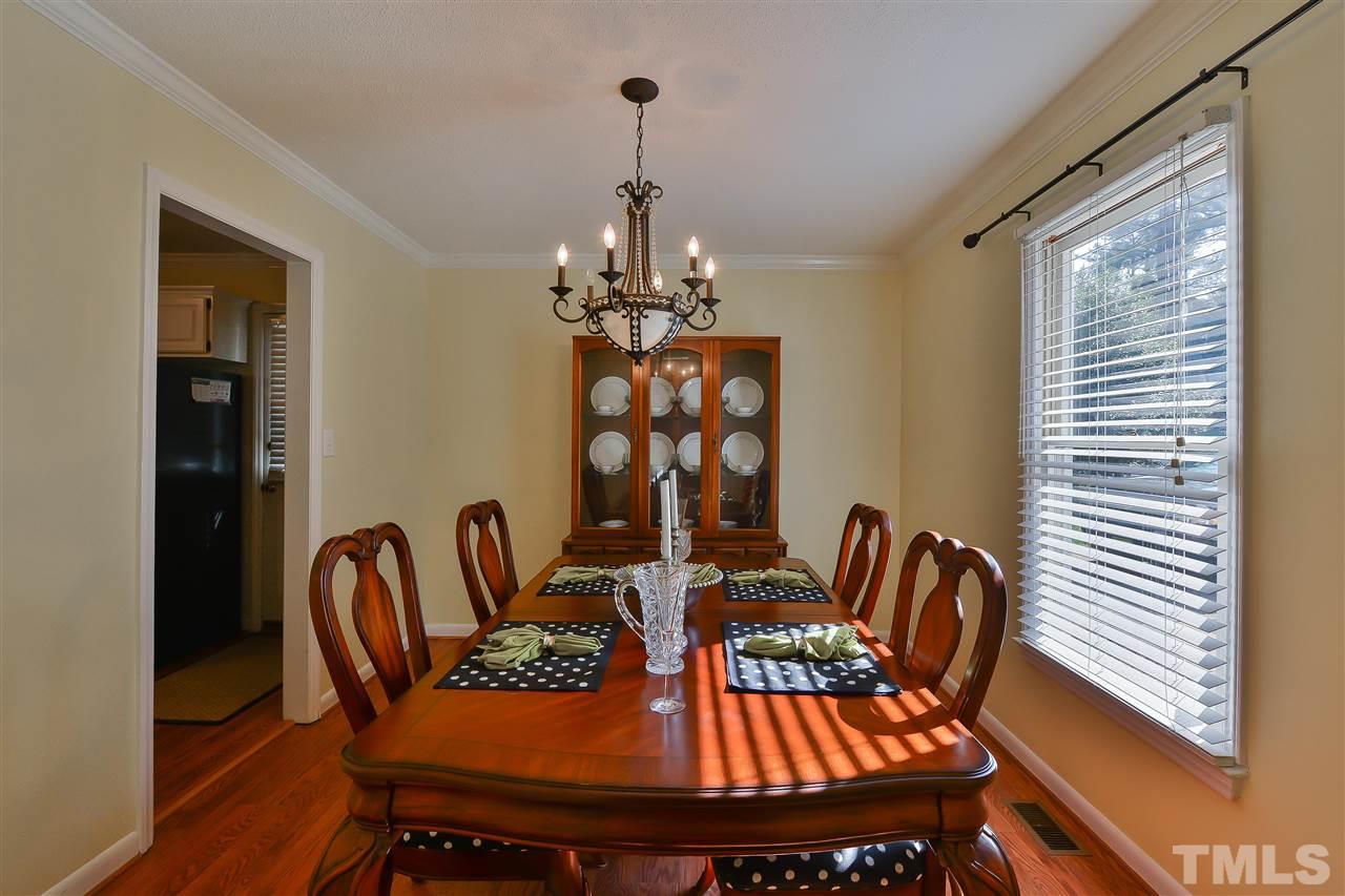 7112 Kinross Drive Raleigh, NC 27613 - Photo 4 of 21 Gallery Image 4