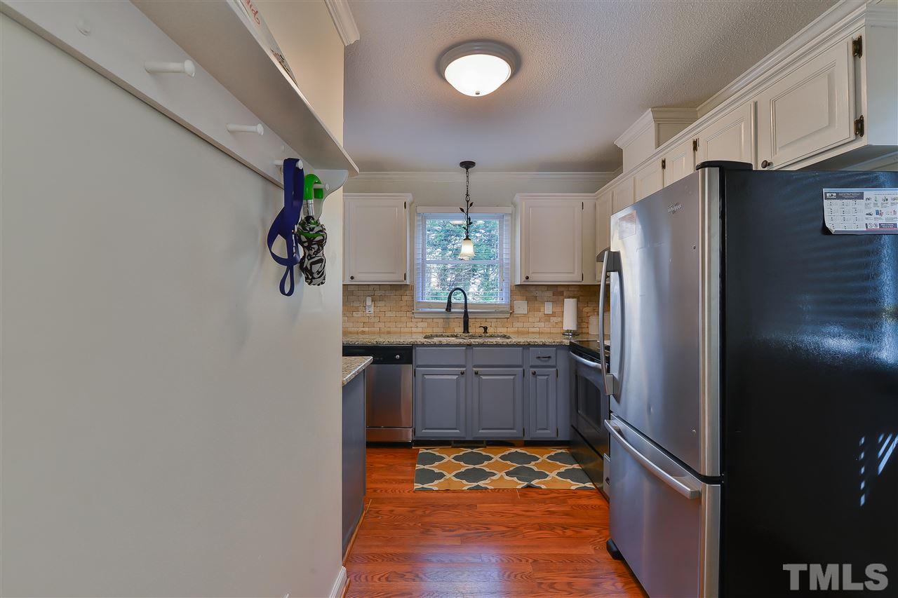 7112 Kinross Drive Raleigh, NC 27613 - Photo 5 of 21 Gallery Image 5