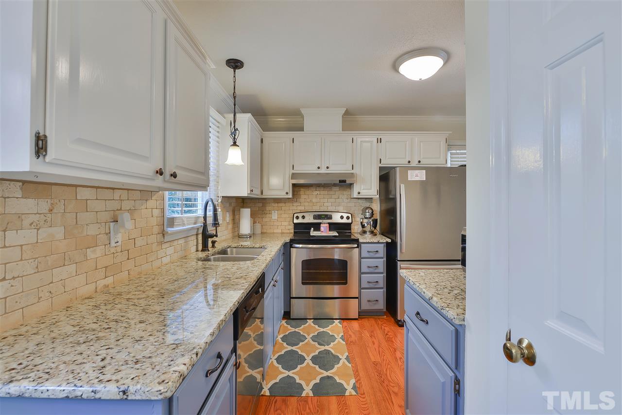 7112 Kinross Drive Raleigh, NC 27613 - Photo 6 of 21 Gallery Image 6
