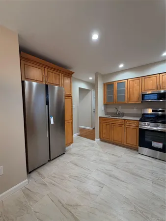 $3,800 | 21 West Centennial Avenue, Roosevelt, NY 11575