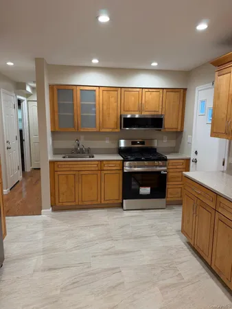 $3,800 | 21 West Centennial Avenue, Roosevelt, NY 11575