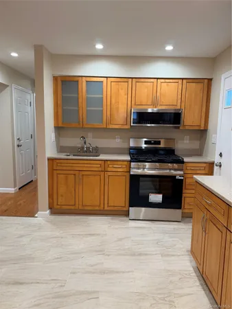 $4,000 | 21 West Centennial Avenue, Roosevelt, NY 11575