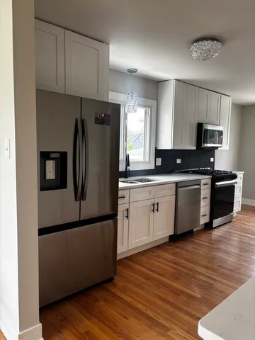 $200,000 | 650 Greenbay Avenue, Calumet City, IL 60409