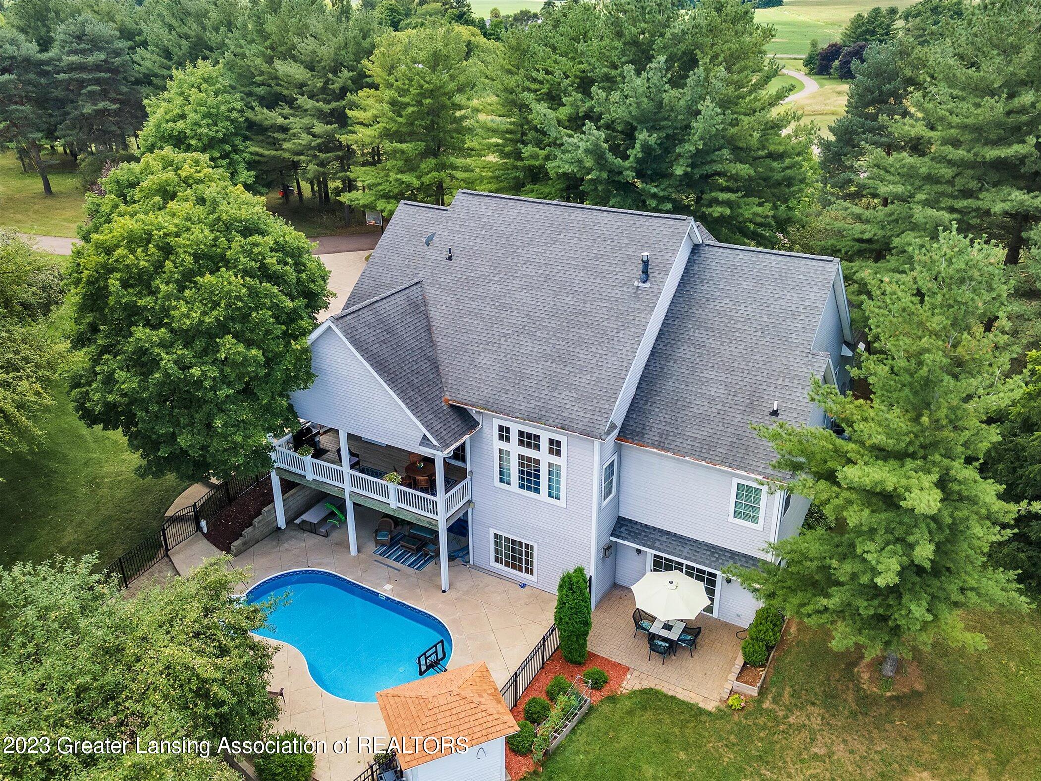 10555 South Wright Road Eagle, MI 48822 - Photo 2 of 126 125-10555-S-Wright-Rd-WindowStill-Real-E