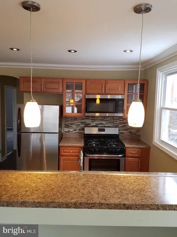 $1,800 | 6321 East Fariston Drive, Philadelphia, PA 19120