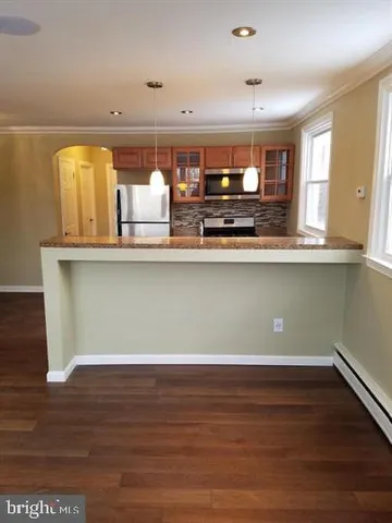 $1,800 | 6321 East Fariston Drive, Philadelphia, PA 19120