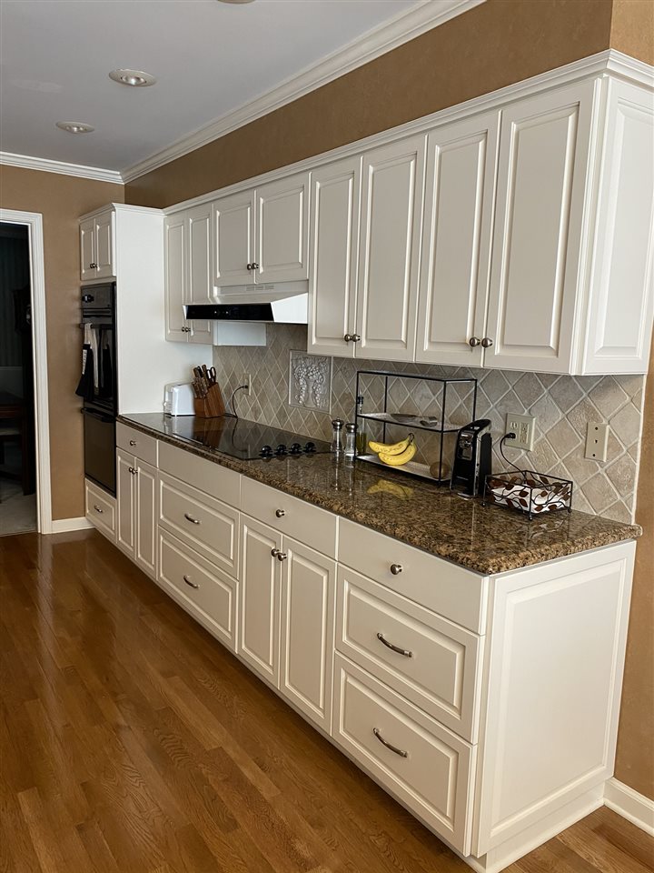 100 Ericson Road Memphis, TN 38018 - Photo 12 of 24 ANOTHER VIEW OF THE KITCHEN, GREAT COUNTER SPACE AND APPLIANCES.