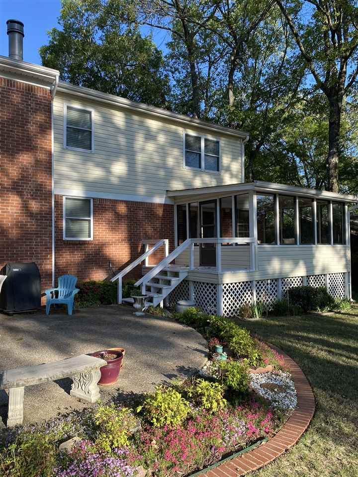 This home is perfect for relaxing on either the beautiful patio or in the Sun room which is attached to the Master Suite. The Sun room features large windows offering incredible views of back yard. Remember that is all brick and vinyl siding.