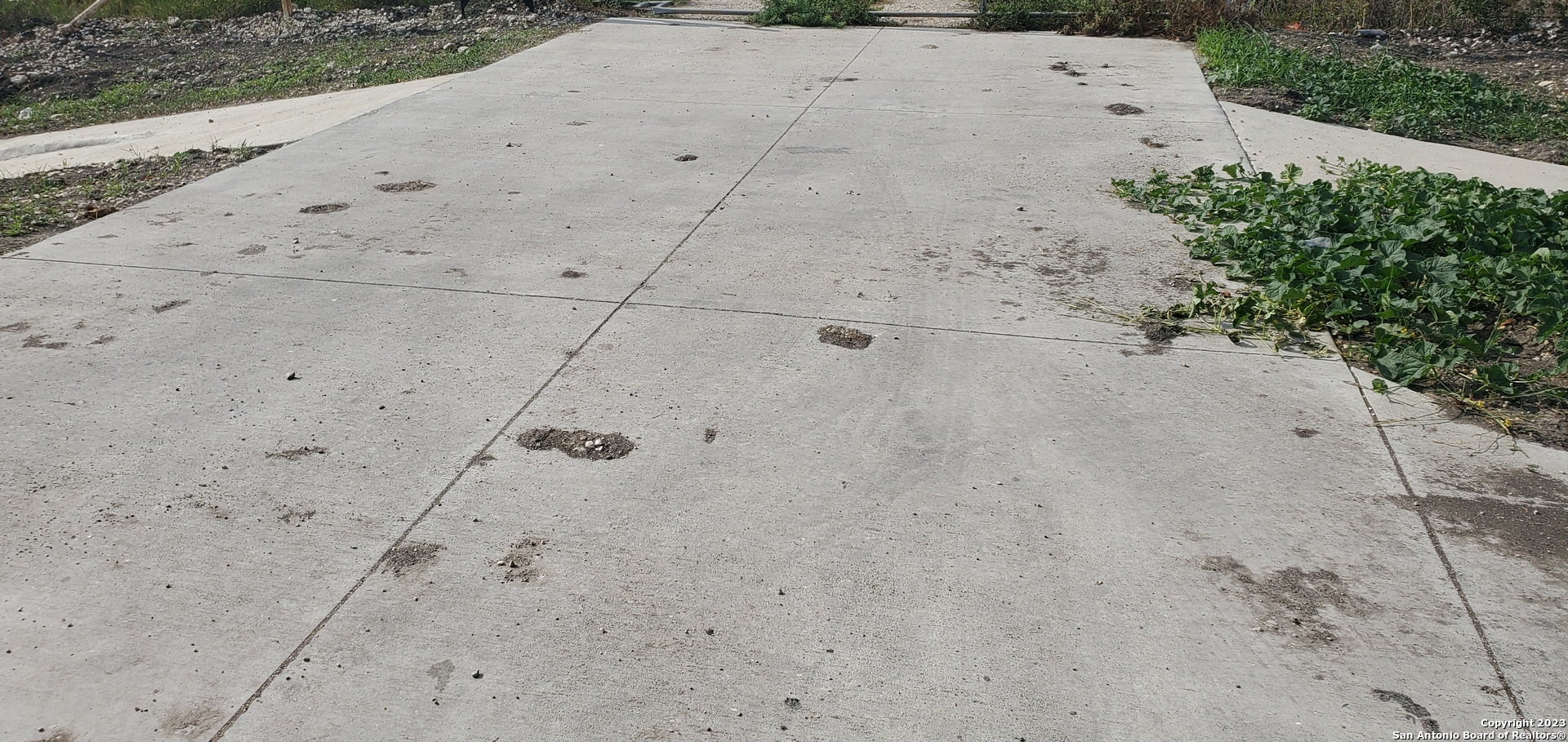 780-848 Bolton Road Marion, TX 78124 - Photo 4 of 12 a view of a road with wooden fence