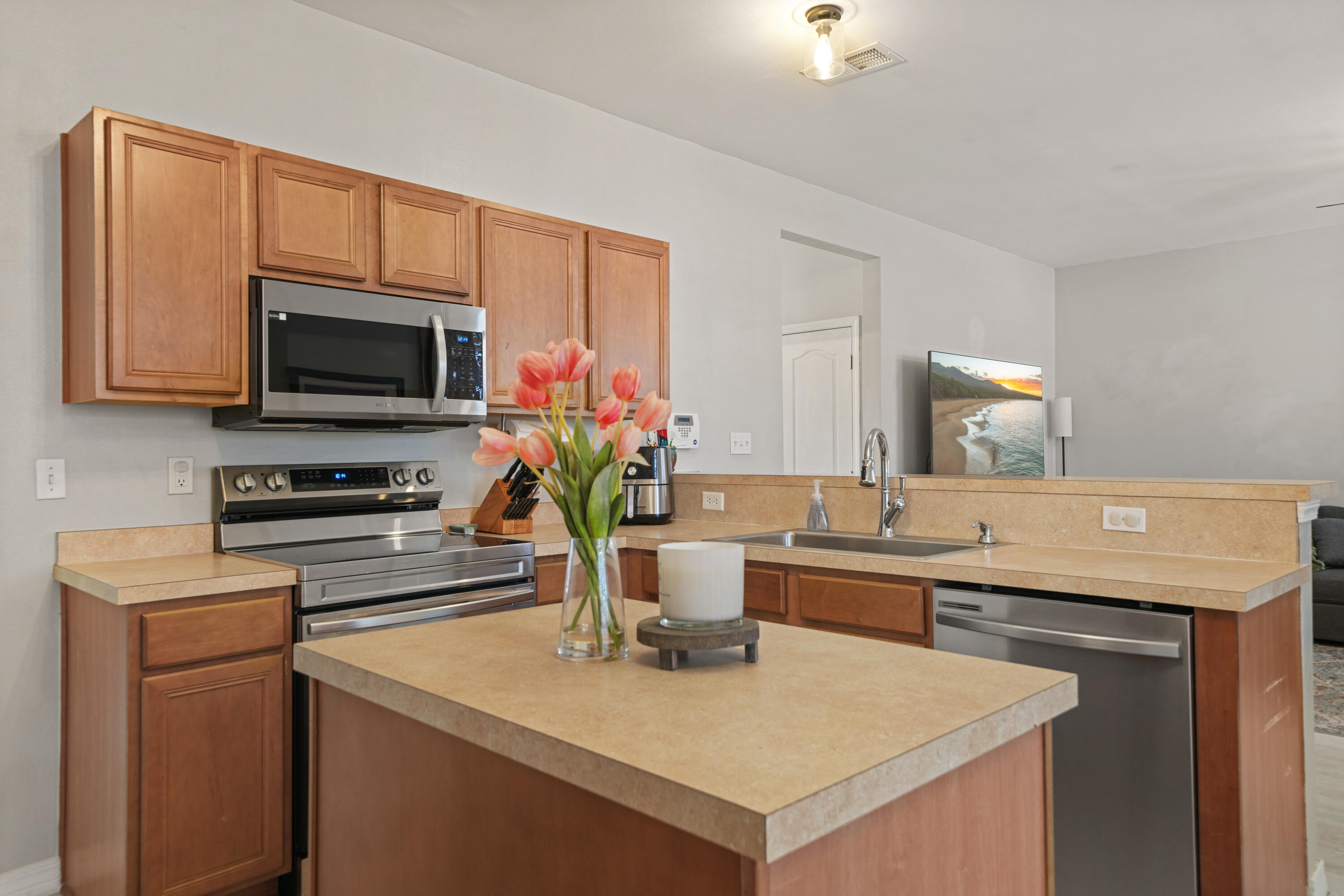 518 Boulder Street Crestview, FL 32536 - Photo 14 of 45 Kitchen