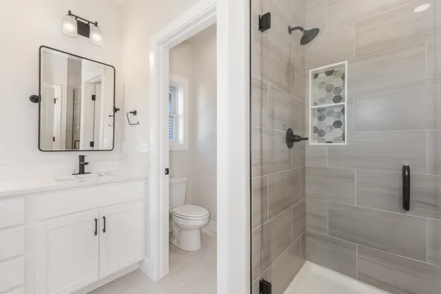 $595,194 | 5209 Castlebar Drive, Bloomington, IL 61705