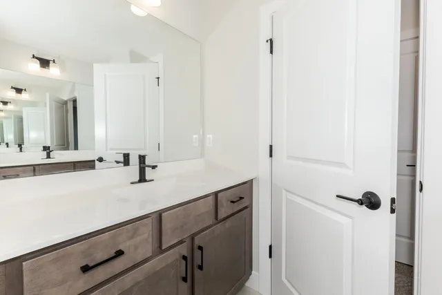 $595,194 | 5209 Castlebar Drive, Bloomington, IL 61705