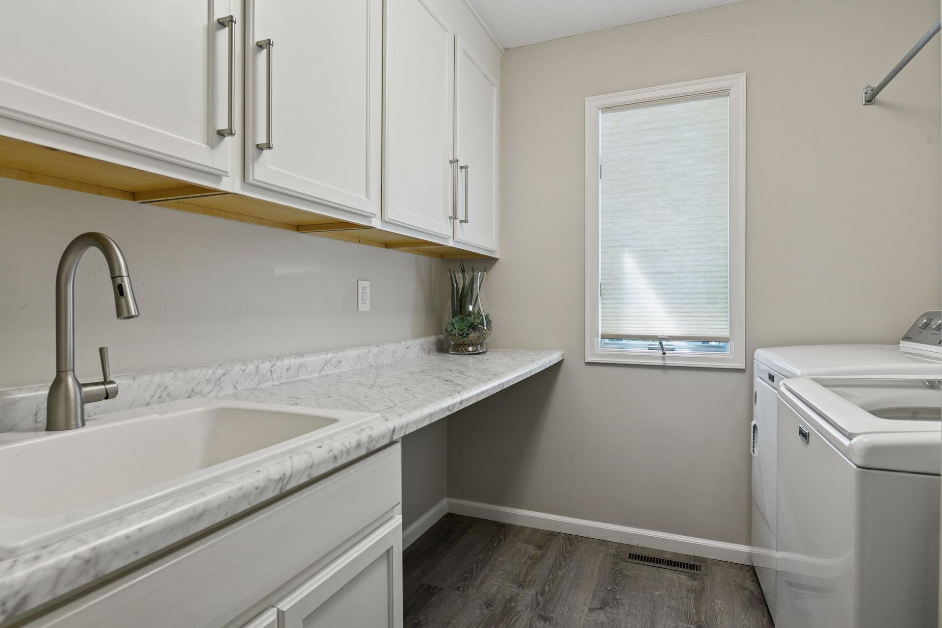4724 Temple Road Minnetonka, MN 55345 - Photo 15 of 42 Gallery Image 15
