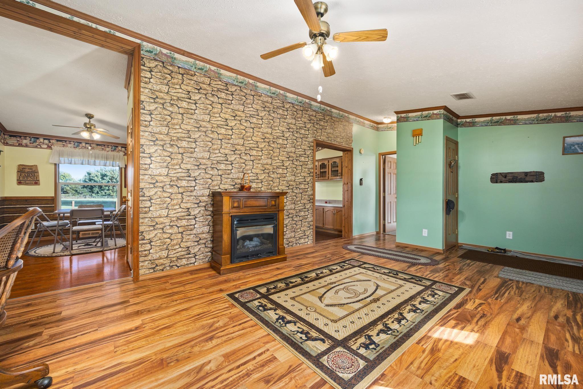 12806 North Whittaker Road Brimfield, IL 61517 - Photo 9 of 51 Gallery Image 9