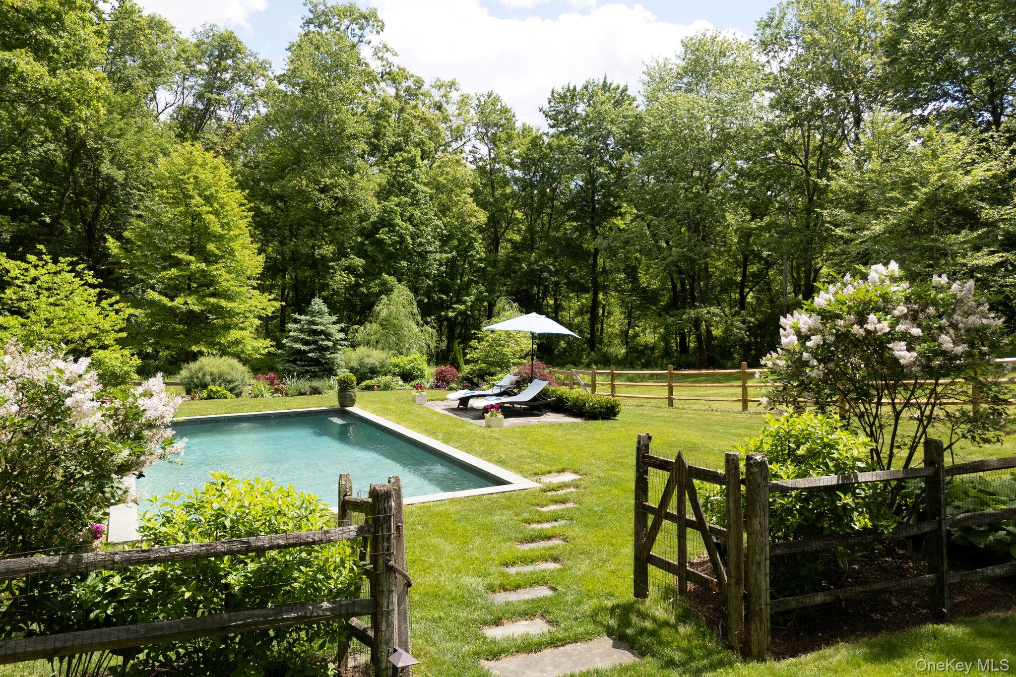 85 Frost Road Rhinebeck, NY 12572 - Photo 16 of 31