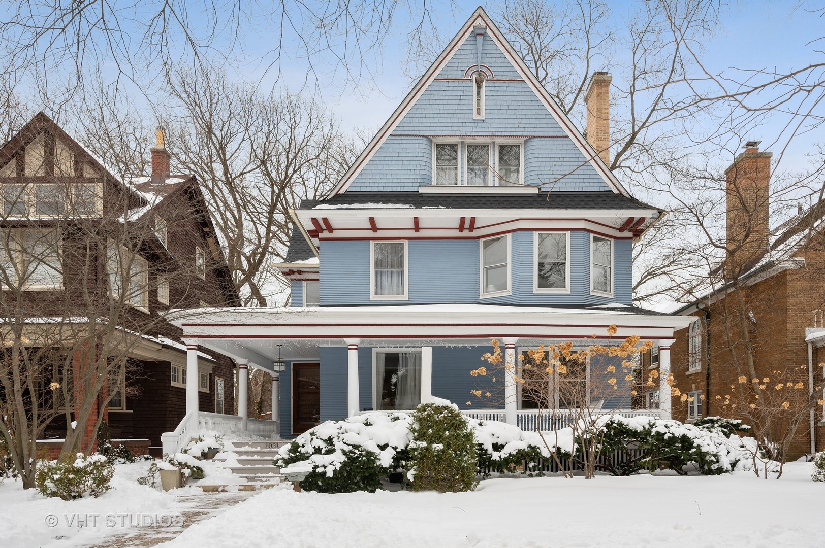 1031 Maple Avenue Evanston, IL 60202 - Photo 1 of 54 a front view of a house with a yard