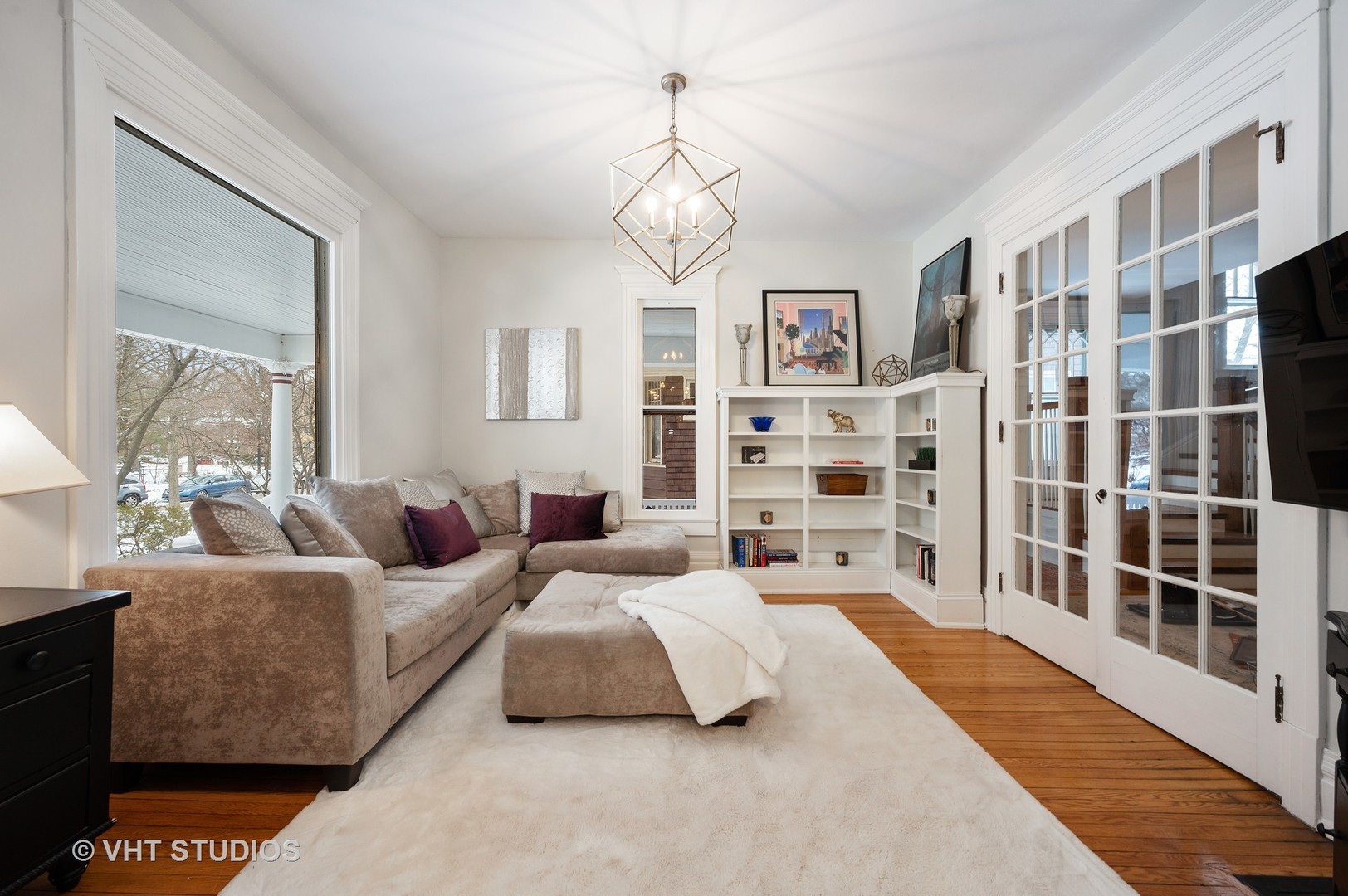 1031 Maple Avenue Evanston, IL 60202 - Photo 11 of 54 a bedroom with furniture and a window