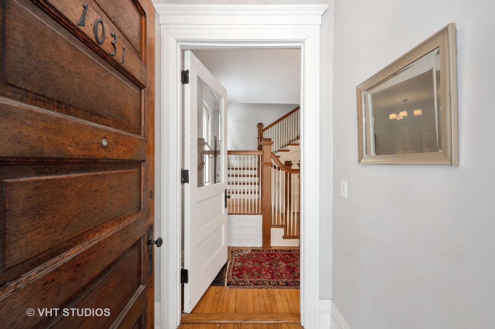 1031 Maple Avenue Evanston, IL 60202 - Photo 6 of 54 a view of a walk in closet