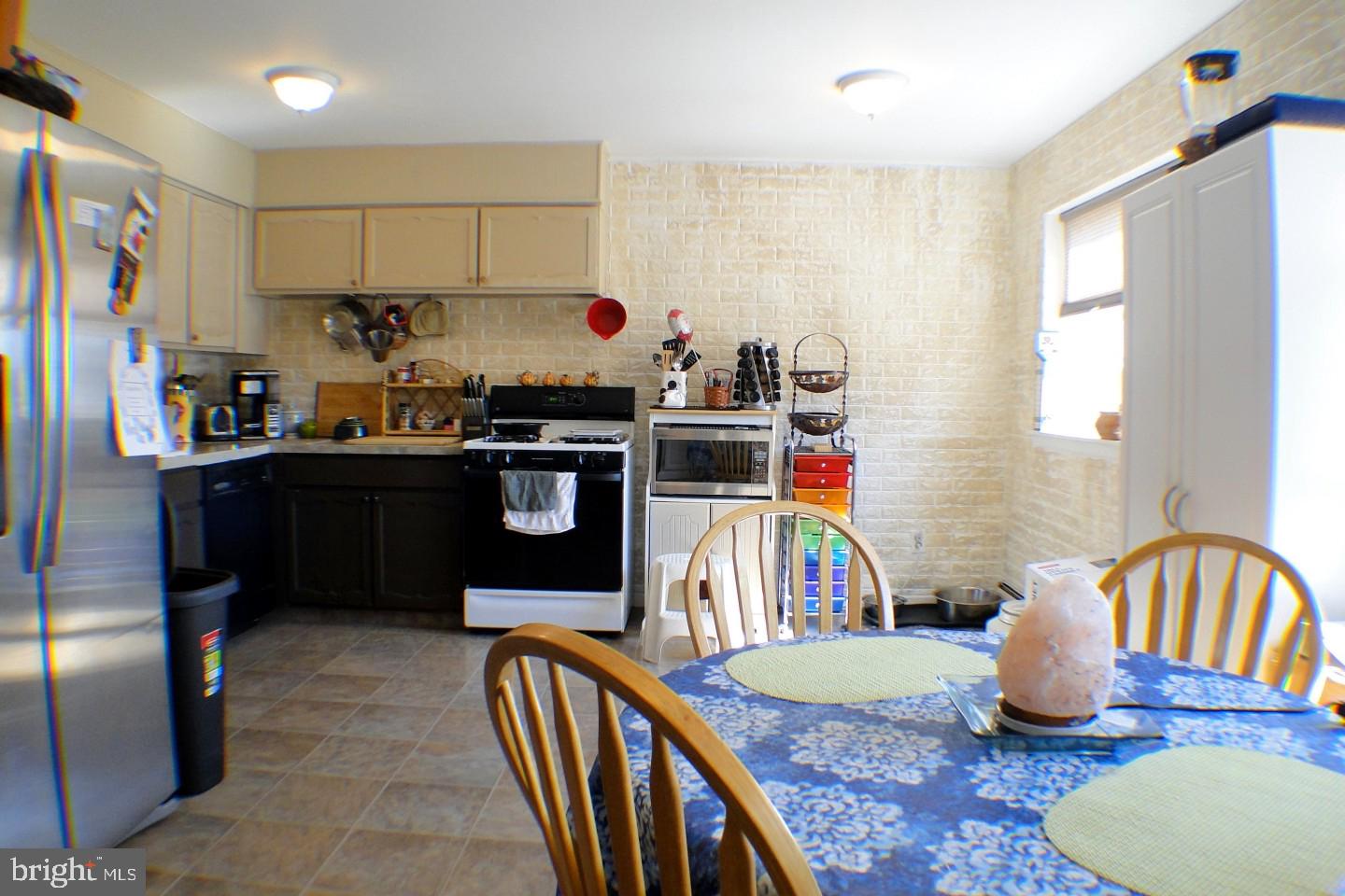 3501 Brookview Road Philadelphia, PA 19154 - Photo 9 of 27 Gallery Image 9