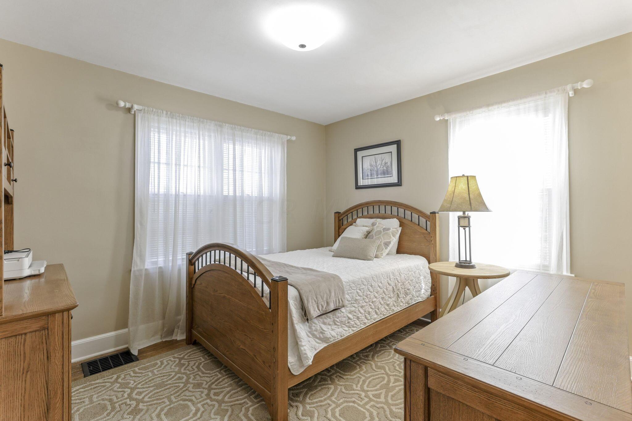 141 Park Road Columbus, OH 43235 - Photo 23 of 75 23-web-or-mls-0V3A7879