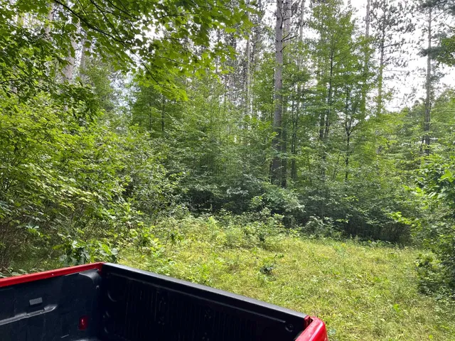 $500,000 | 80-ac County Rd G, Hancock, WI 54943