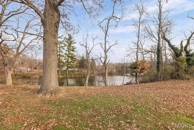 $299,900 | 3640 Highway 15, Freeburg, IL 62243