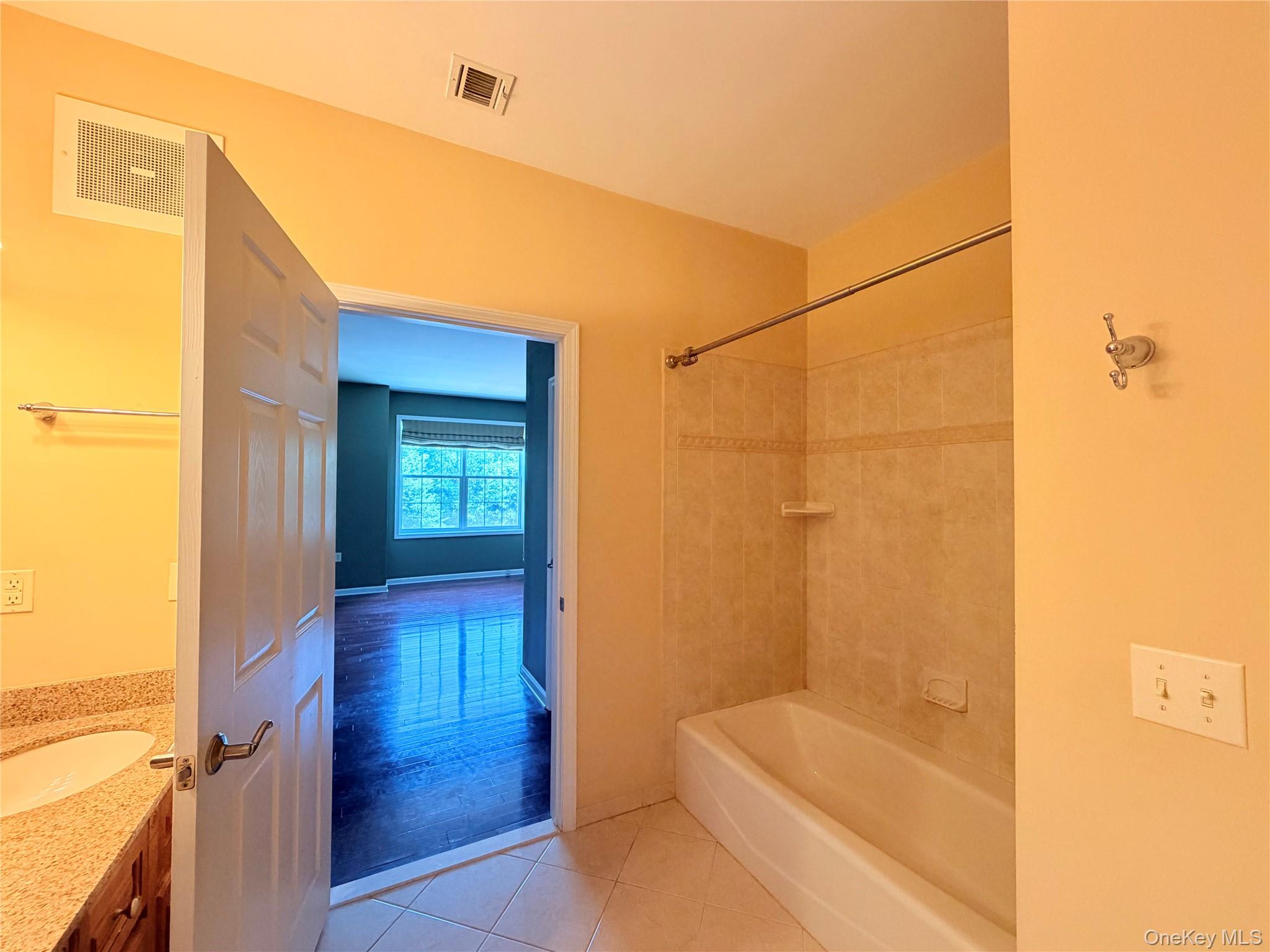 943 Tower Ridge Circle Middletown, NY 10941 - Photo 11 of 14