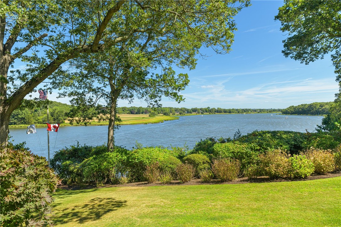 17 Pojac Point Road North Kingstown, RI 02852 - Photo 12 of 50