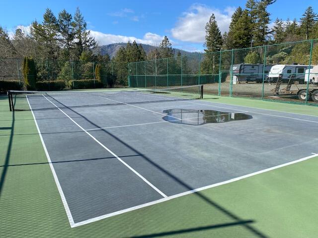 316 Cedar Ridge Cave Junction, OR 97523 - Photo 44 of 47 Tennis Courts
