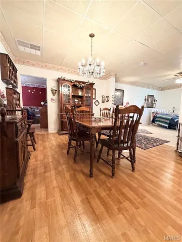 $149,900 | 400 East Main Street, Perry, MO 63462