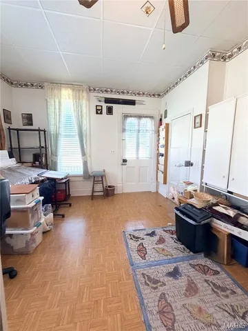 $149,900 | 400 East Main Street, Perry, MO 63462