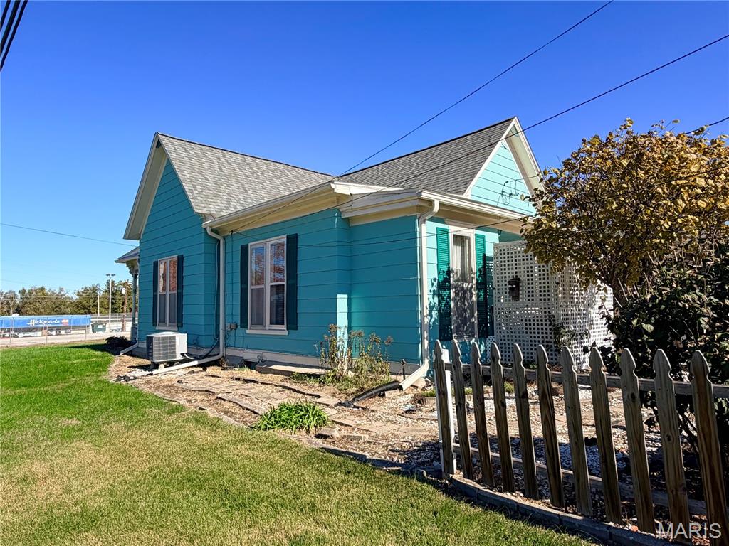 400 East Main Street Perry, MO 63462 - Photo 4 of 32