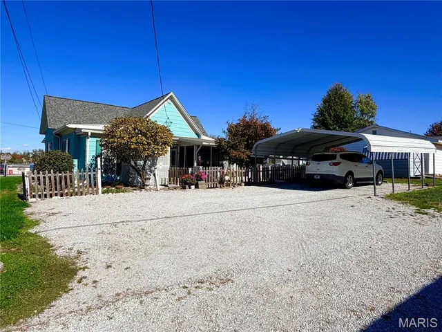 $149,900 | 400 East Main Street, Perry, MO 63462