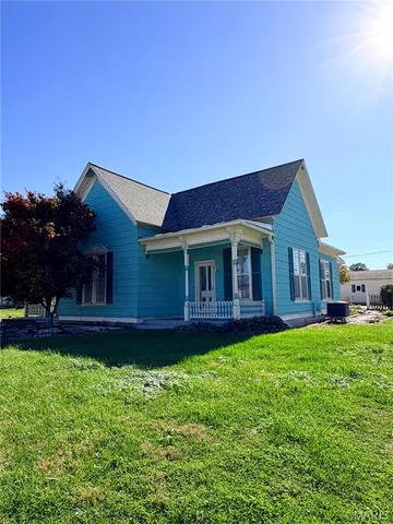 $149,900 | 400 East Main Street, Perry, MO 63462