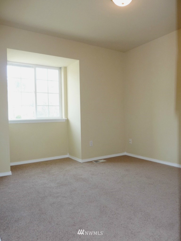 3407 Main Avenue South Renton, WA 98055 - Photo 19 of 25