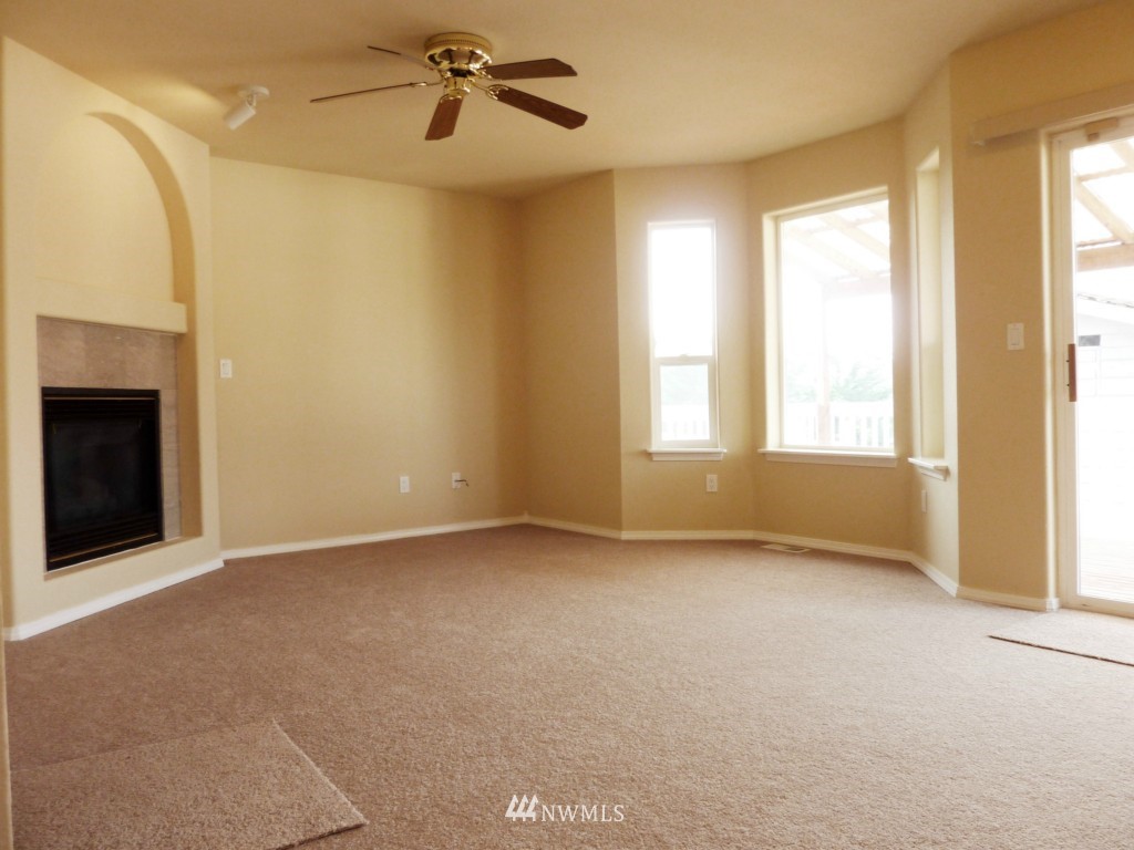 3407 Main Avenue South Renton, WA 98055 - Photo 7 of 25