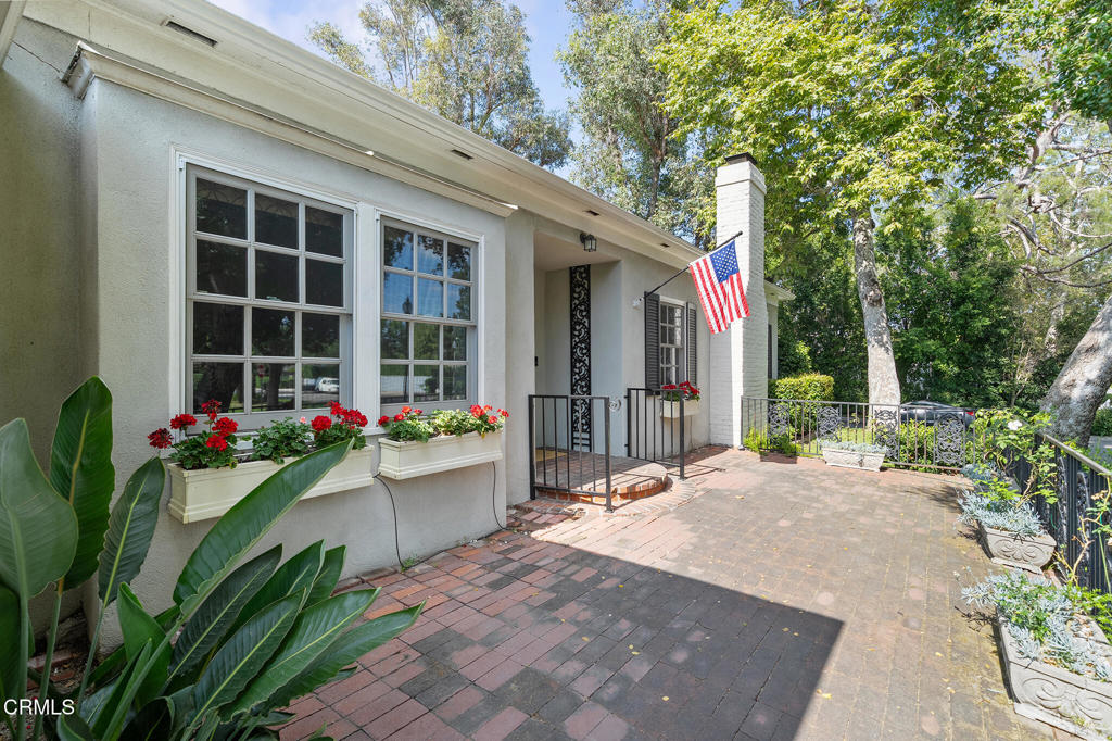 3597 Yorkshire Road Pasadena, CA 91107 - Photo 4 of 55 DSC00248