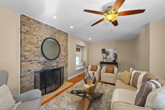 $500,000 | 603 Rue Montand Drive, Ballwin, MO 63011