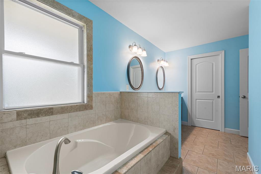 603 Rue Montand Drive Ballwin, MO 63011 - Photo 35 of 48