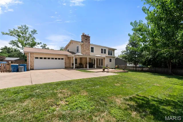 $500,000 | 603 Rue Montand Drive, Ballwin, MO 63011