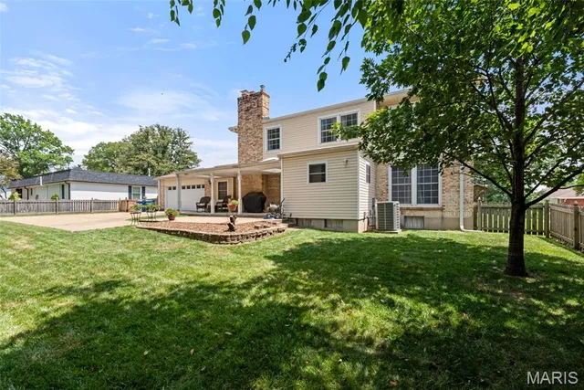 $500,000 | 603 Rue Montand Drive, Ballwin, MO 63011