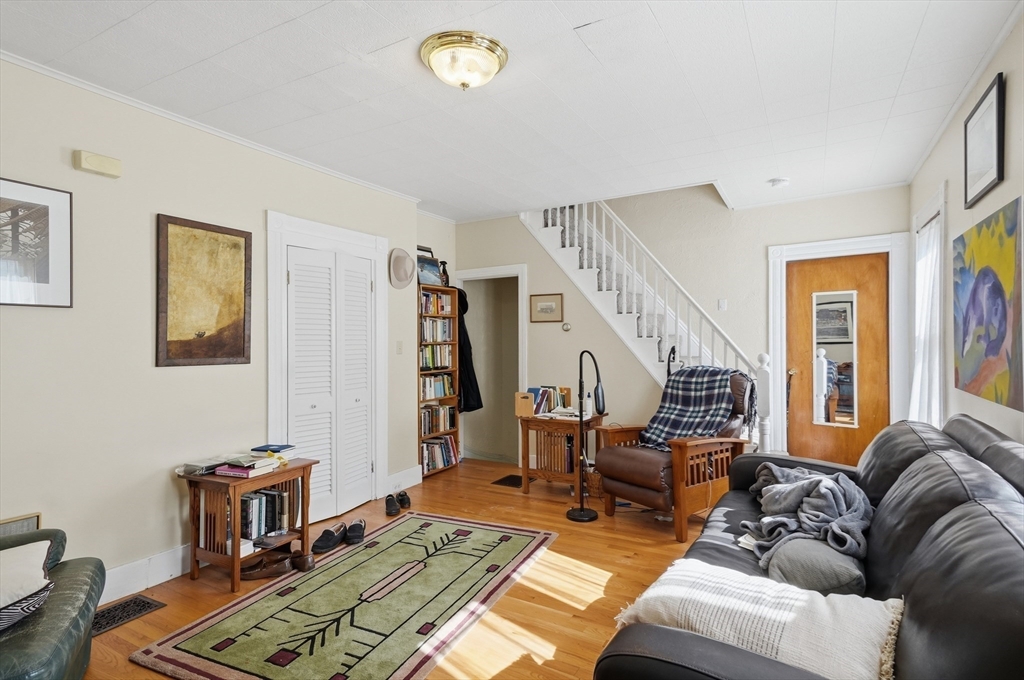 123-125 Chestnut Street Waltham, MA 02453 - Photo 11 of 40
