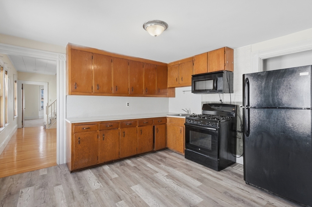 123-125 Chestnut Street Waltham, MA 02453 - Photo 20 of 40